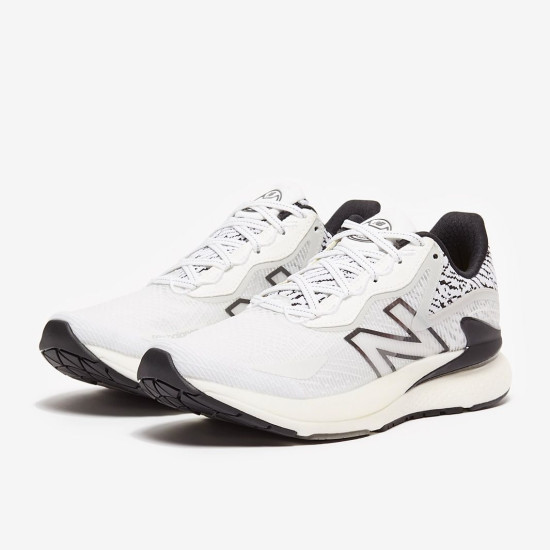 Sepatu Lari New Balance Fuelcell Lerato White Black MLERAWB