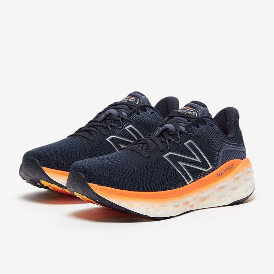 Sepatu running hotsell new balance