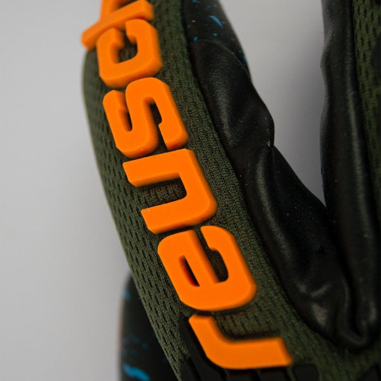 Sarung Tangan Kiper Reusch Attrakt Freegel Fusion Ortho Tec Goaliator Desert Green Shock Orange 53700905555