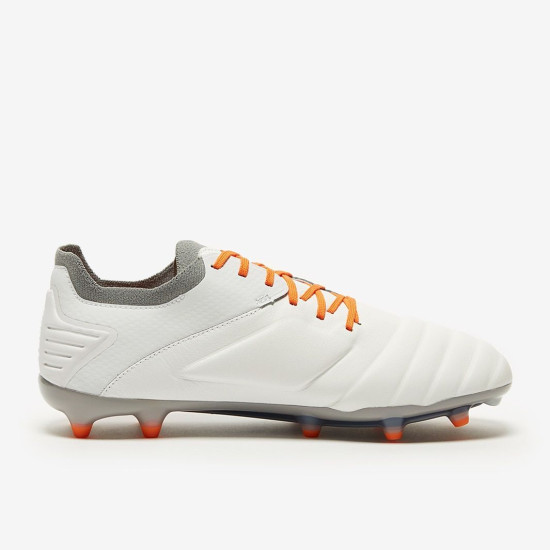 Sepatu Bola Umbro Tocco Pro FG White Carrot Gray 81650U-JM9